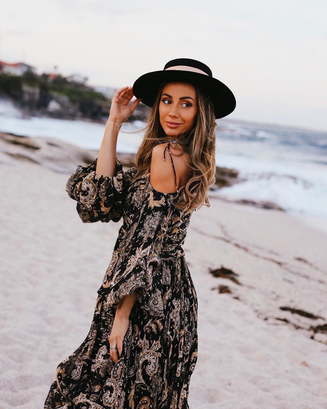 Krystal Forscutt | Celeb Masta 10