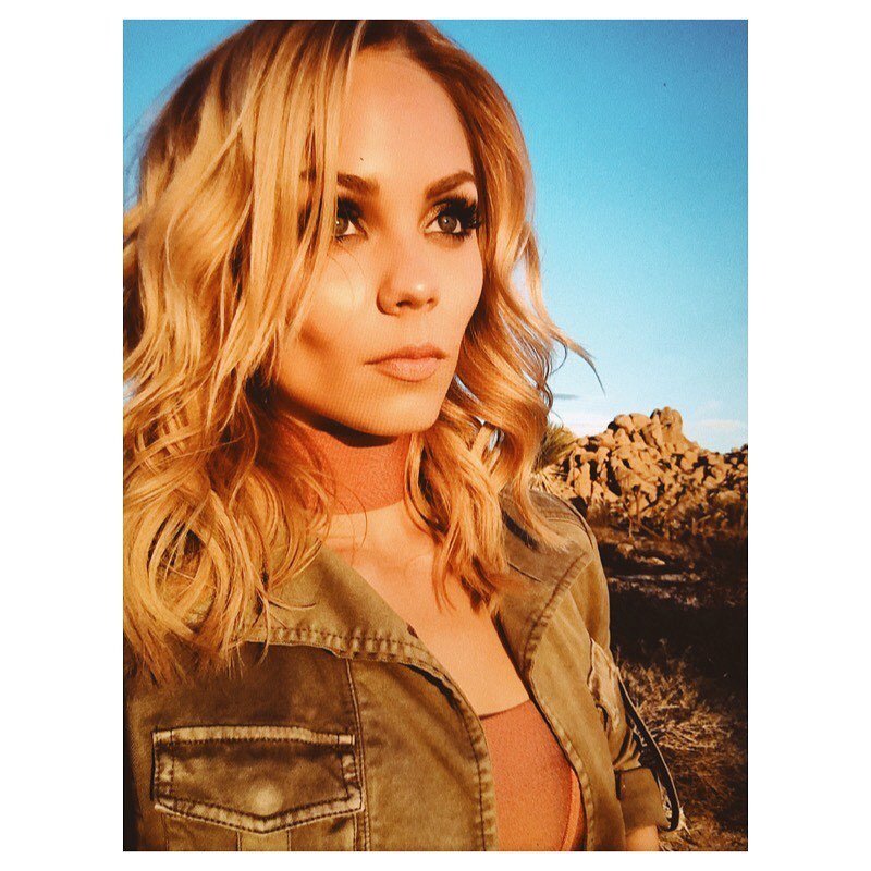 Laura Vandervoort | Celeb Masta 6