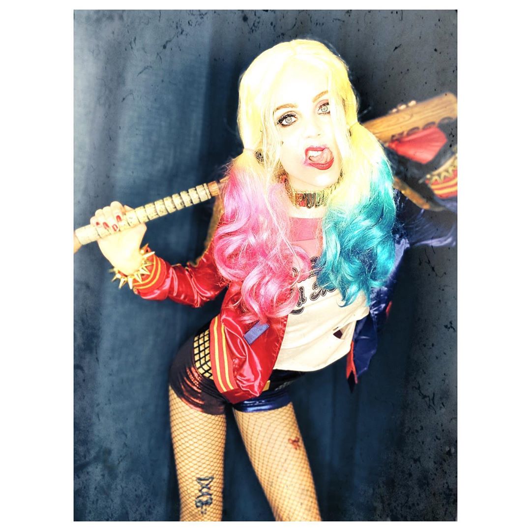 Laura Vandervoort | Celeb Masta 18