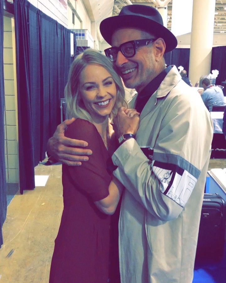 Laura Vandervoort | Celeb Masta 139