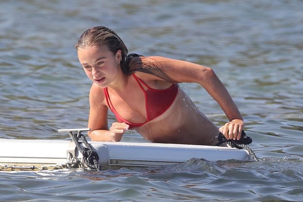 Lady Amelia Windsor | Celeb Masta 44