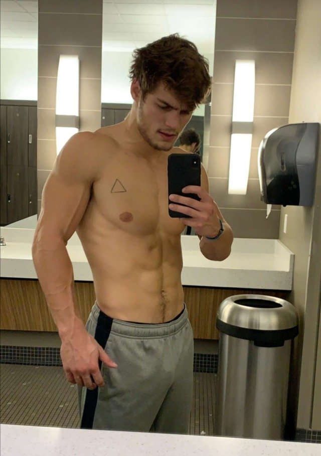 Dylan Geick | Celeb Masta 8