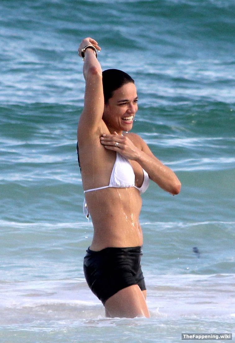 Michelle Rodriguez | Celeb Masta 33