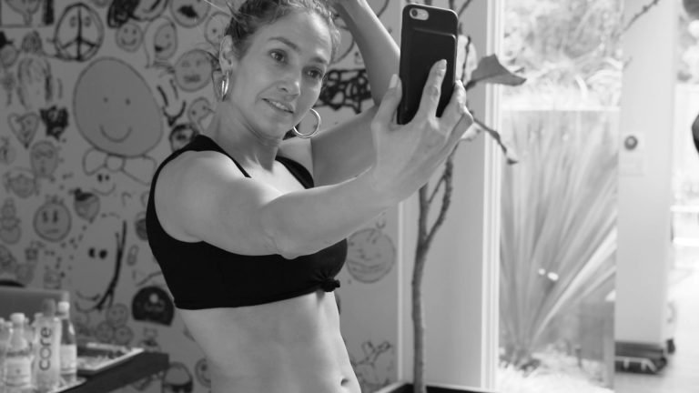 Jennifer Lopez | Celeb Masta 69