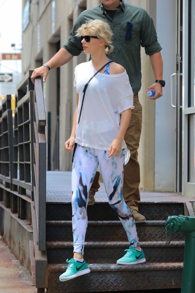 Taylor Swift | Celeb Masta 18