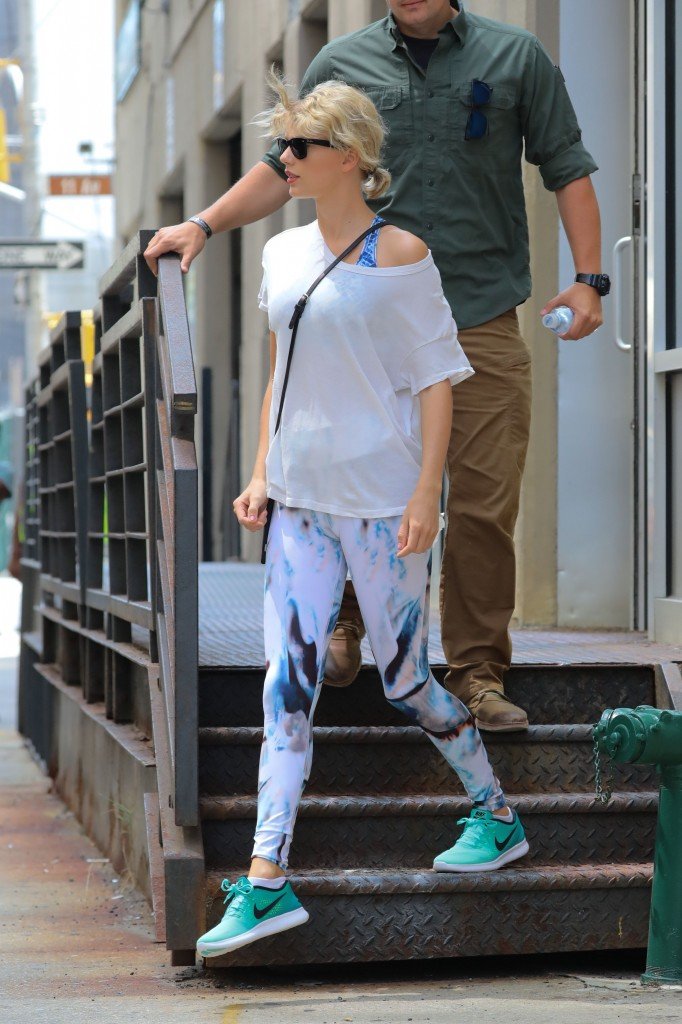Taylor Swift | Celeb Masta 24