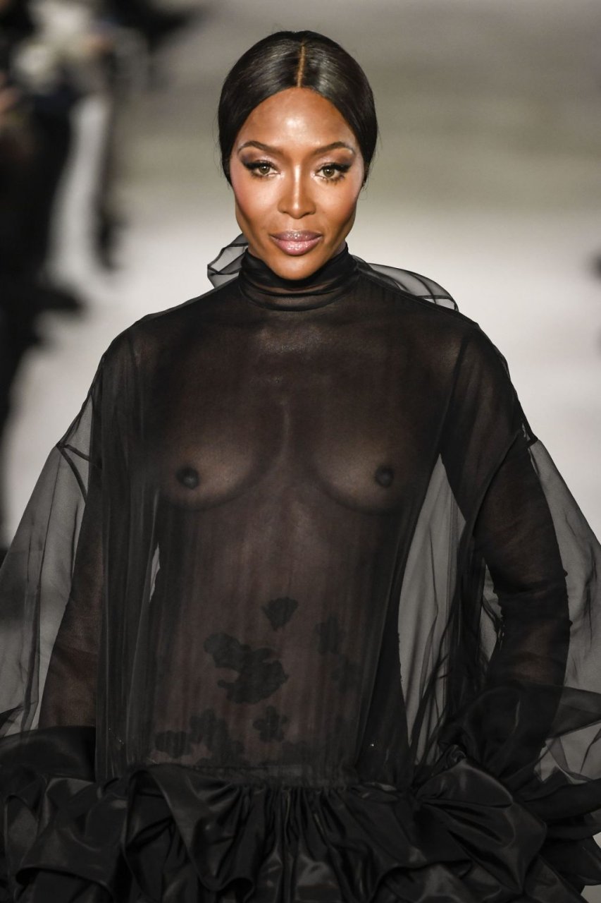 Naomi Campbell | Celeb Masta 16