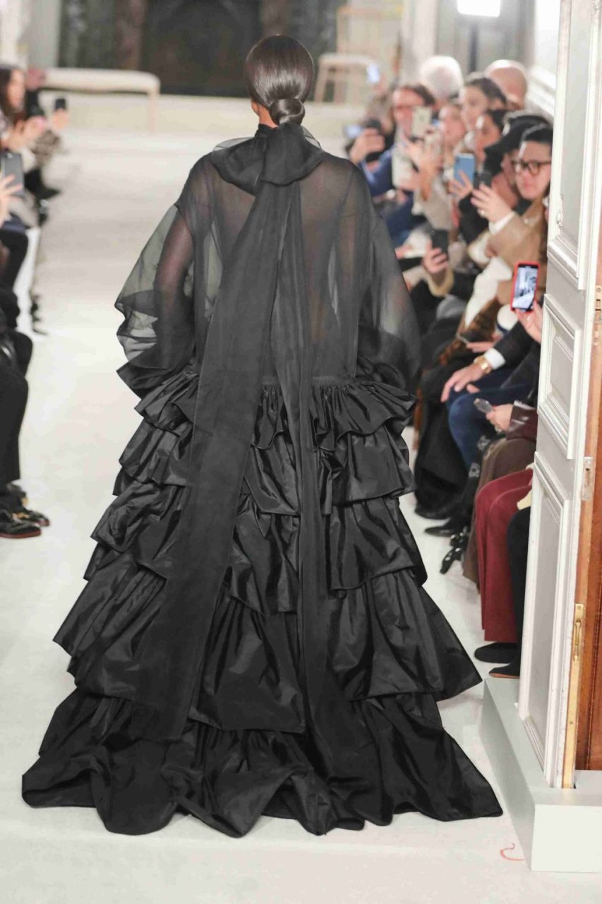 Naomi Campbell | Celeb Masta 9