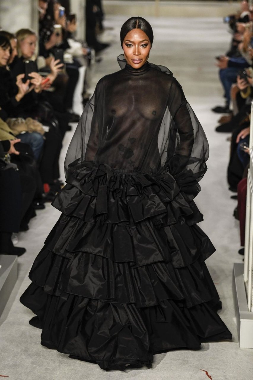 Naomi Campbell | Celeb Masta 6