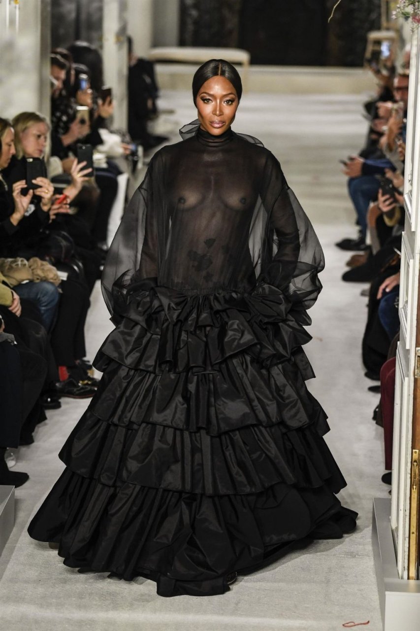 Naomi Campbell | Celeb Masta 7