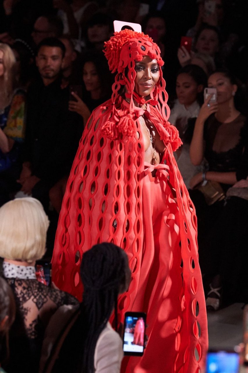 Naomi Campbell | Celeb Masta 49