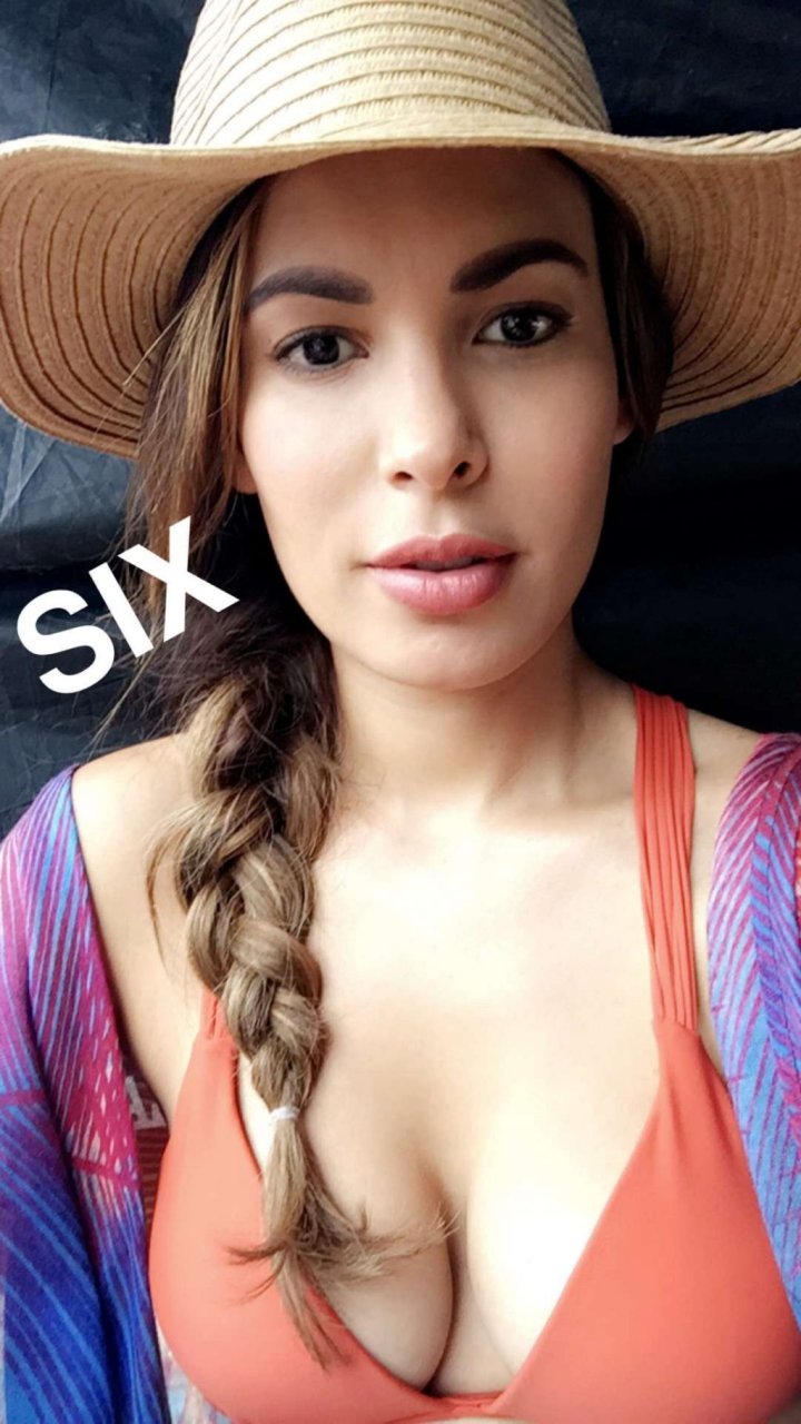 Nadine Velazquez | Celeb Masta 31