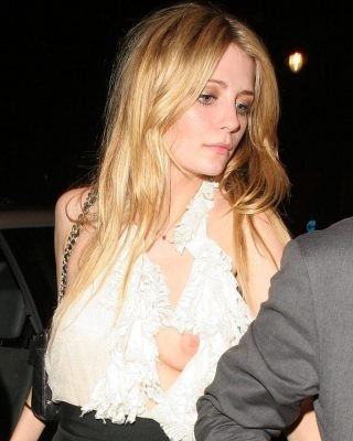Mischa Barton | Celeb Masta 3