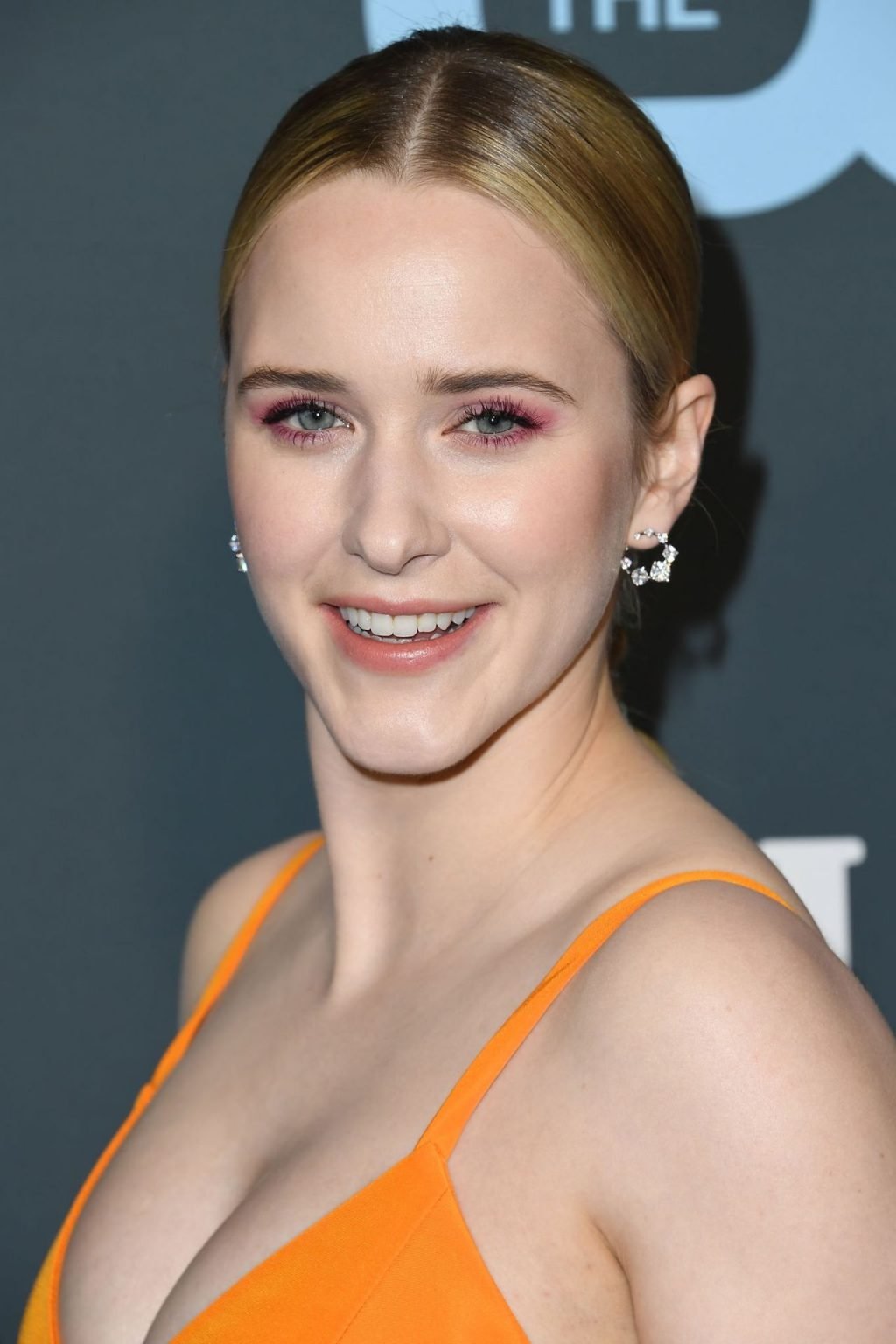 Rachel Brosnahan | Celeb Masta 15