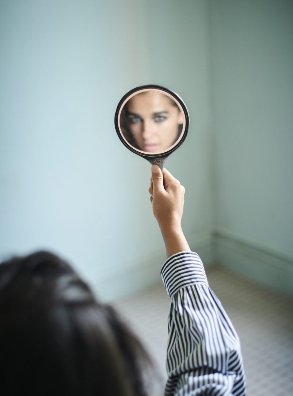 Naomi Scott | Celeb Masta 10