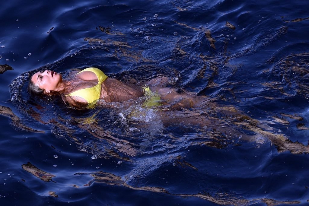 Nicole Scherzinger | Celeb Masta 95