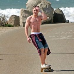 Zac Efron | Celeb Masta 7