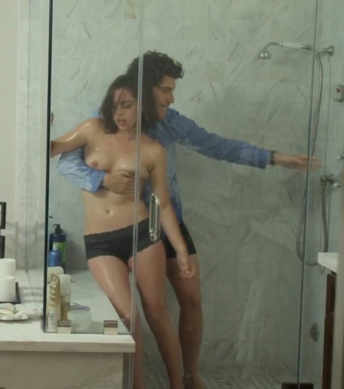 Rosa Salazar | Celeb Masta 12